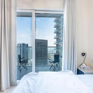 CAICAI HOMES  AG TowerBusiness Bay Cozy Studio