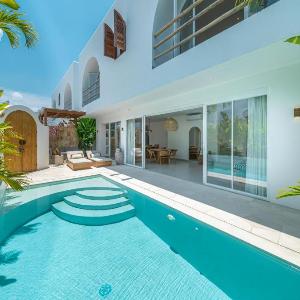 Villa Anassa - 2BR Chic Mediterranean Canggu Escape