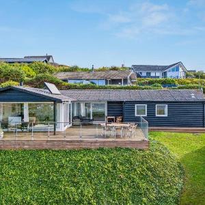Stunning Home In Ebeltoft With 3 Bedrooms And Internet