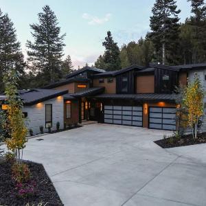 Park city Pines retreat sleeps 22!
