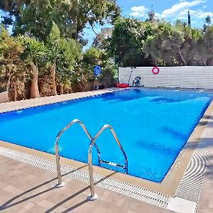 1BR Seafront Apt with community pool