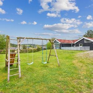 Nice Home In Ebeltoft With 3 Bedrooms Sauna And Internet