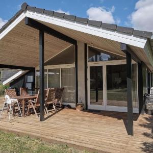 Awesome Home In Ebeltoft With 3 Bedrooms Sauna And Wifi
