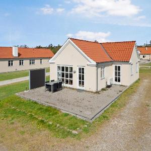 Amazing Home In Ebeltoft With 3 Bedrooms And Wifi