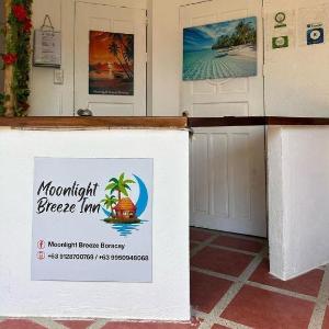 Moonlight Breeze Inn