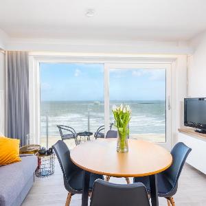 Beautiful apartment with stunning sea view
