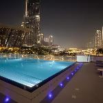 SmartStay at Grande Signature - Burj Khalifa View - 5 min Dubai Mall - Downtown Dubai - Brand New Luxury Apartments Dubai 