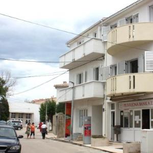 Apartments Center Pag 50 m to the sea