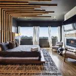 Epic Luxury Mansion w Nashville Skyline Views