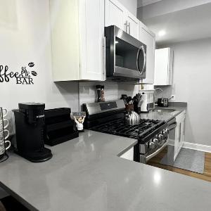 Modern 3BR Near FSU - 15 Min to Wachusett