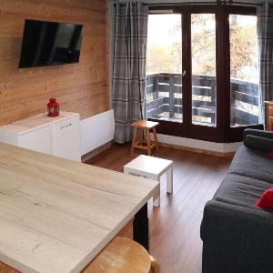 Studio refait pour 5 pers proche pistes balcon - FR-1-322-658