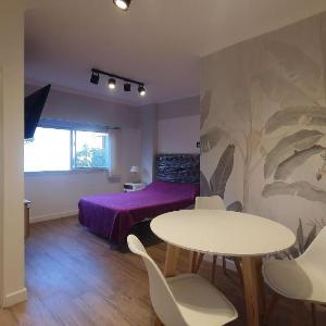 1 room on the street