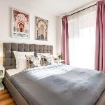 Central - NEW - with Sunny Balcony Budapest