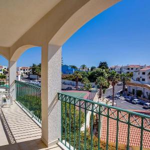 Casa Francesca renovated townhouse walking distan