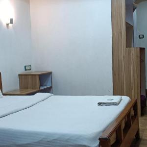 Hotel Assembly by ROH