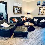 Downtown Home 10 Beds Sleeps 14 w Parking