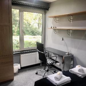 Bassett Home - Double room and Free Parking