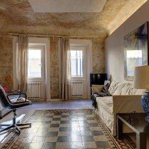 Orto Apartment by Mamo Florence