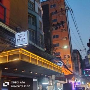 Deco Lux Hotel