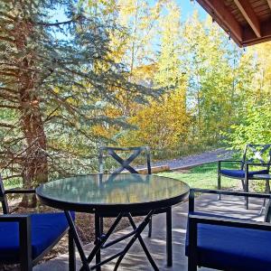 Hot Tub Free Bus Route Private Shuttle in Winter Convenient Location