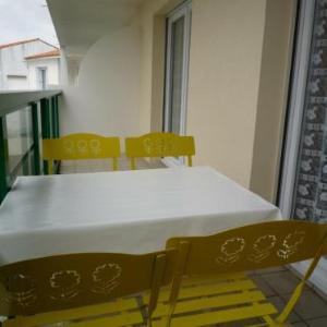T2 avec Balcon Parking Privé à 800m de la Plage et 500m des Commerces - Les Sables d'Olonne - FR-1-92-699