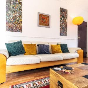 Mid-Century Seascape Home 3-Bed Free Parking