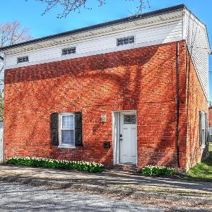 Historic Barker Cottage near Gettysburg