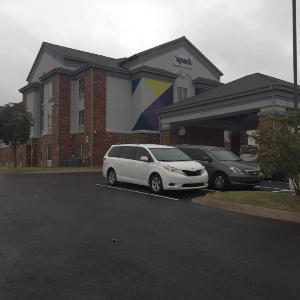 Spark by Hilton Catoosa Tulsa