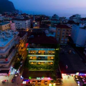 Gallion Hotel