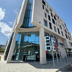 Blue Star Luxury Hotel