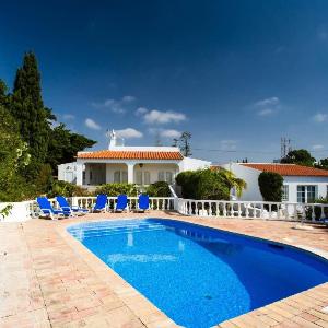 Villa Montenegro - Superbly Located Family Vila