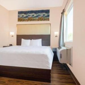 Red Lion Inn & Suites Adairsville