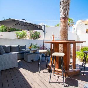 102 Hibiscus Monte Dourado - Deluxe Apartment with Private Deck