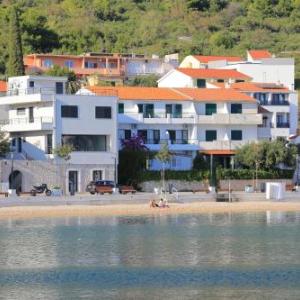 Apartments by the sea Igrane Makarska - 6653