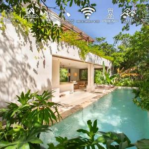 Stunning Villa 4BR Concierge Service Gated Paddle court