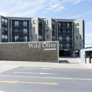 The Den Wild olive