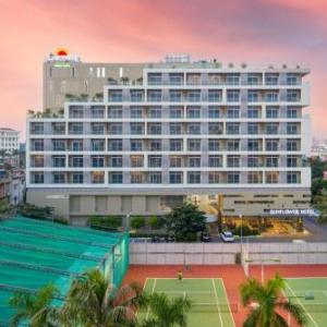 Sunflower International Village