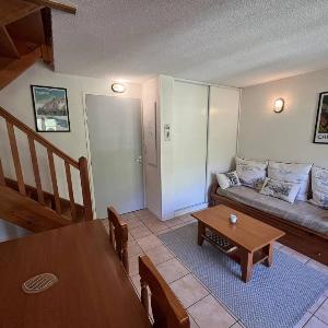 Charmant Chalet pour 4 à Cauterets avec Balcon et Bienvenue offerte - FR-1-812-98