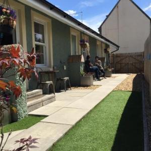 Hotels near Magnum Theatre Irvine - Irvine Bay