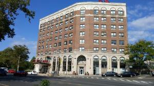 Hotel Riviera, Newark