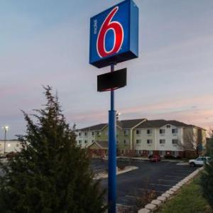 Motel 6-Lincoln NE