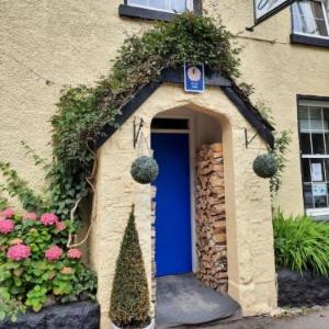 Ulverston Coronation Hall Hotels - The Ship Inn