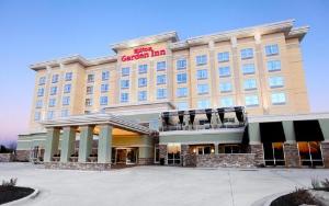 Hilton Garden Inn Olathe, Olathe