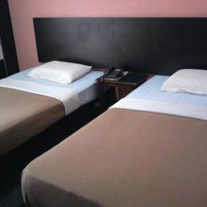 Kuching Hotels With Room Service Deals At The 1 Hotel With Room Service In Kuching Malaysia