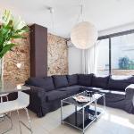 Inside Barcelona Apartments Sants