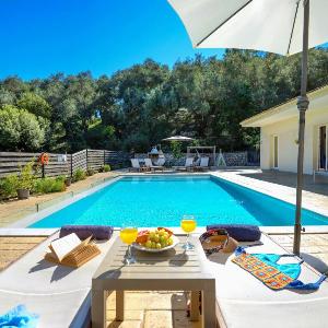 Villa Kambos Saint Stephanos