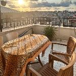 taksim white family suites