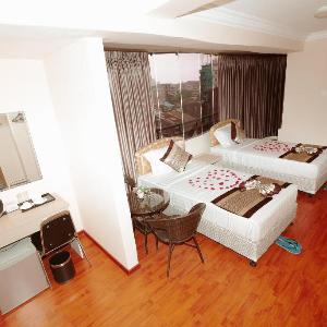 588 Hotel Awba