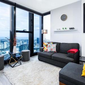 Downtown Delight Experience Melbourne in Style