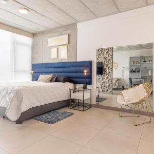 Cityscape iFreses 20th floor! AC TV and Pool